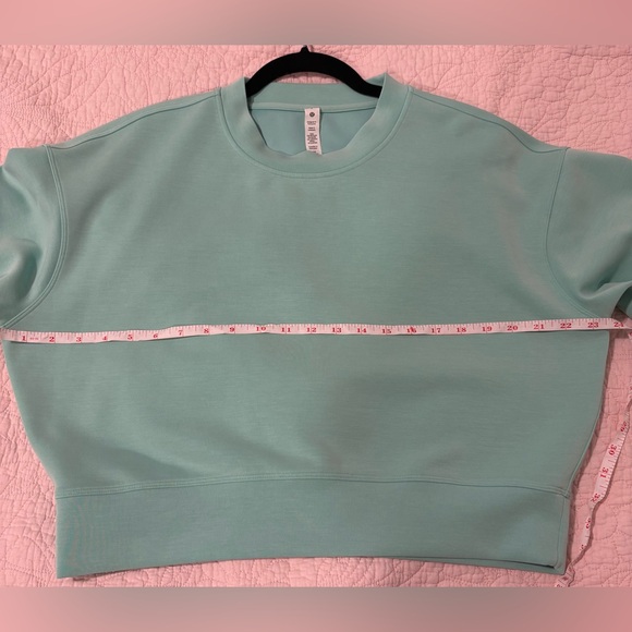 Lululemon Athletica Perfectly Oversized Cropped Crew in Tidewater Teal | Size 4 - Picture 8 of 10